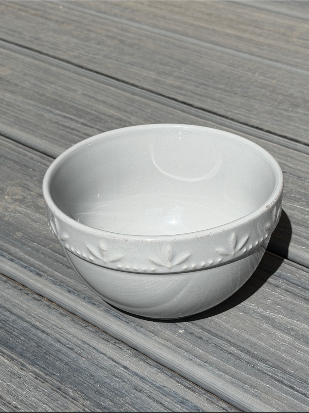 Sorrento Signature Gray Ceramic Embossed Bowl